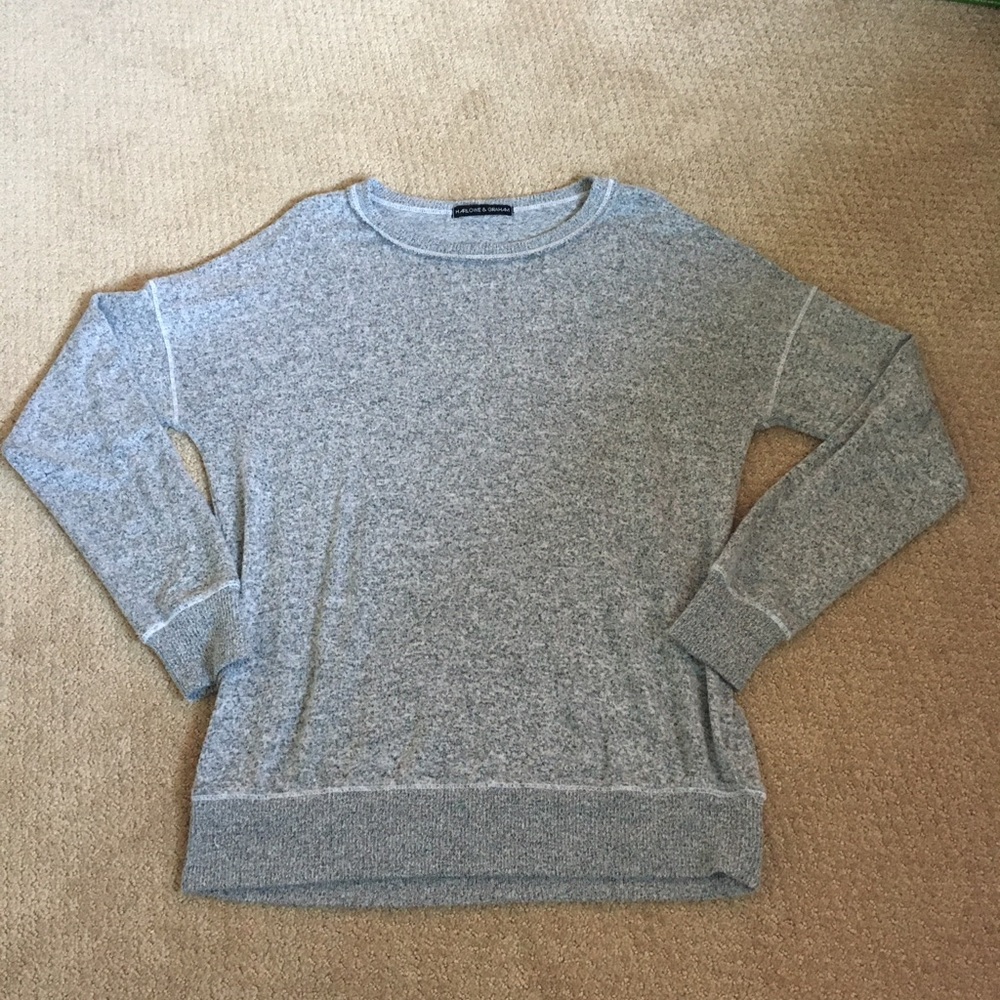 Harlowe & Graham Gray Soft Cozy Pullover